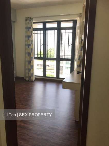 East Meadows (D16), Condominium #205961991